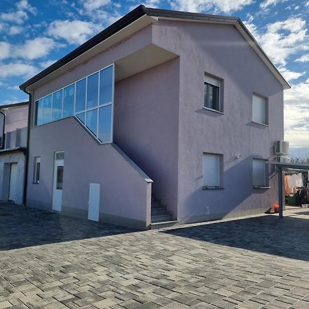 Luxury Apartment 乌马格 外观 照片